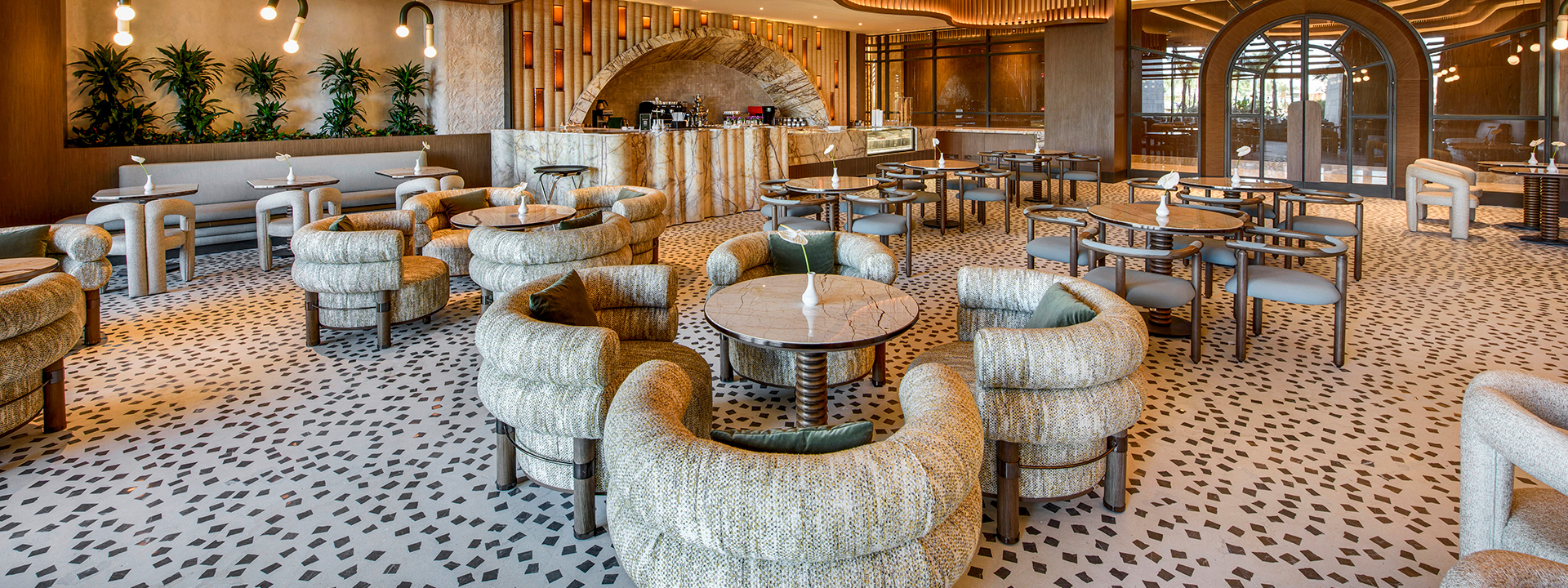 REGNUM THE CROWN PAOLA PATISSERIE 01 Banner