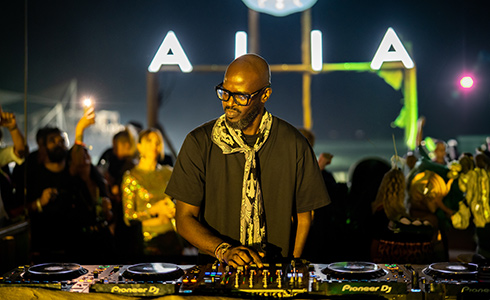 Kapak Header Blackcoffee Card